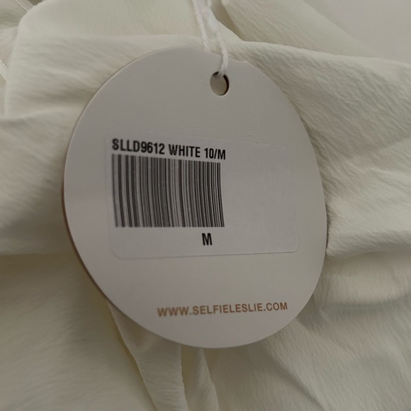 Selfie Leslie- Kailynn Off-Shoulder A-Line Mini Dress White × 1 M - Picture 5 of 6